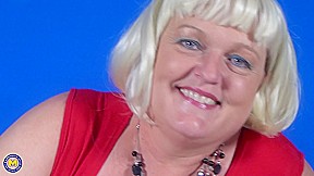 Blond Bbw Porking Herself! – MatureNL