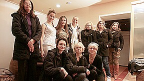 A Nice Day In An All Female Sauna – MatureNL