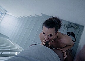Former Catwalk Model Tanya Caught In The Stairwell!