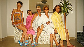 Naked Mature Women Relaxing And Unwinding – MatureNL
