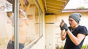 Peeping Tom Peeping Mom With Xander Corvus, Sarah Jessie – Brazzers
